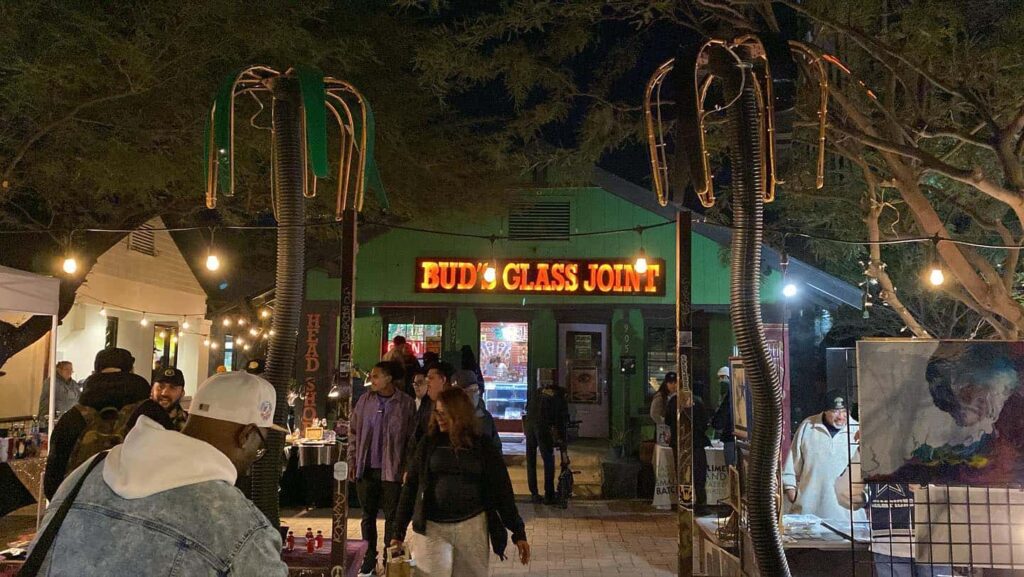 Bud’s Glass Joint