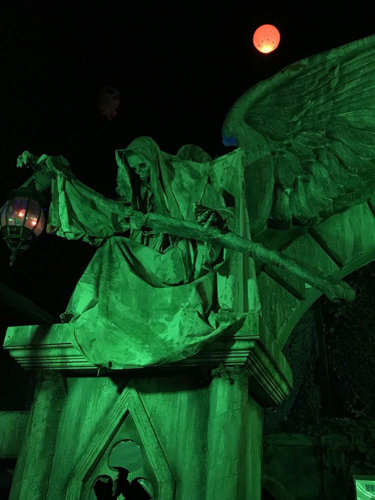 The Crypt Haunted Attractions